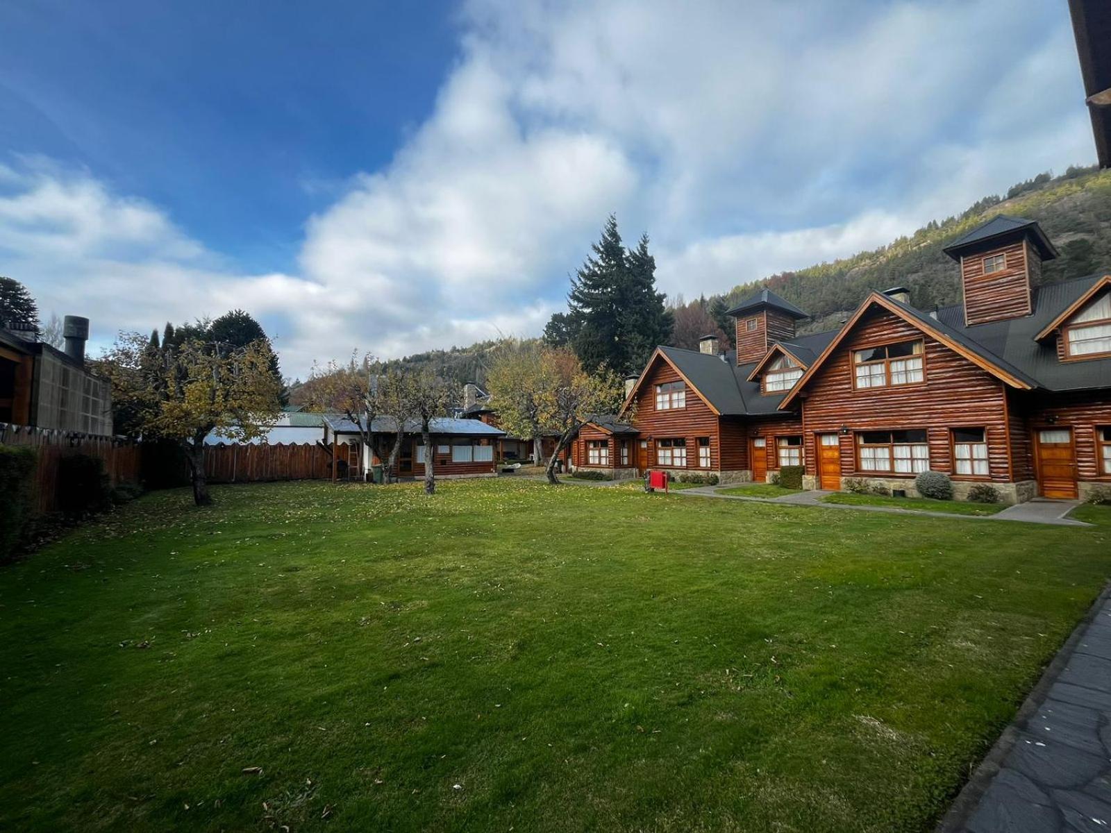 Apart Torres Del Sur San Martín de los Andes Eksteriør billede